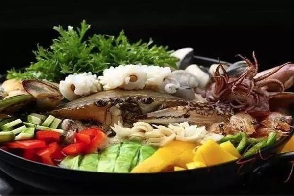 梅地亚河鲜火锅